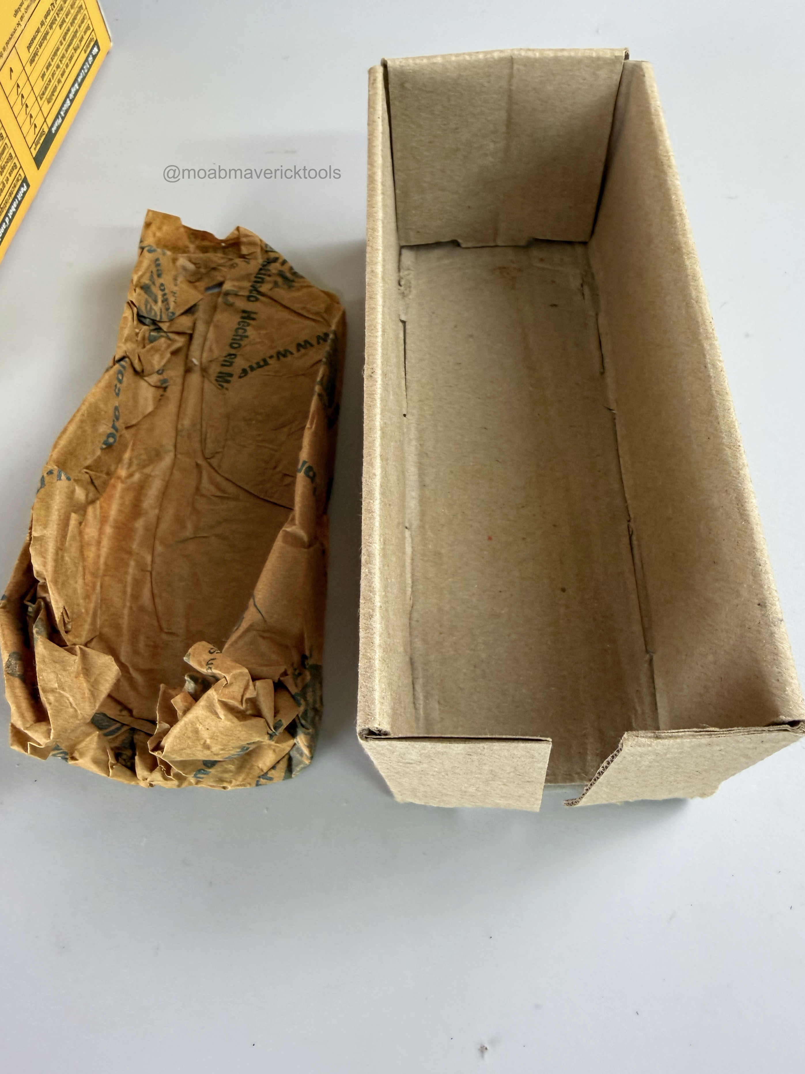 Original Stanley No. 60½ block plane box with packing paper